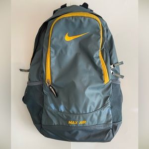 Nike Max Air Backpack. Great condition. 3 separate pockets.